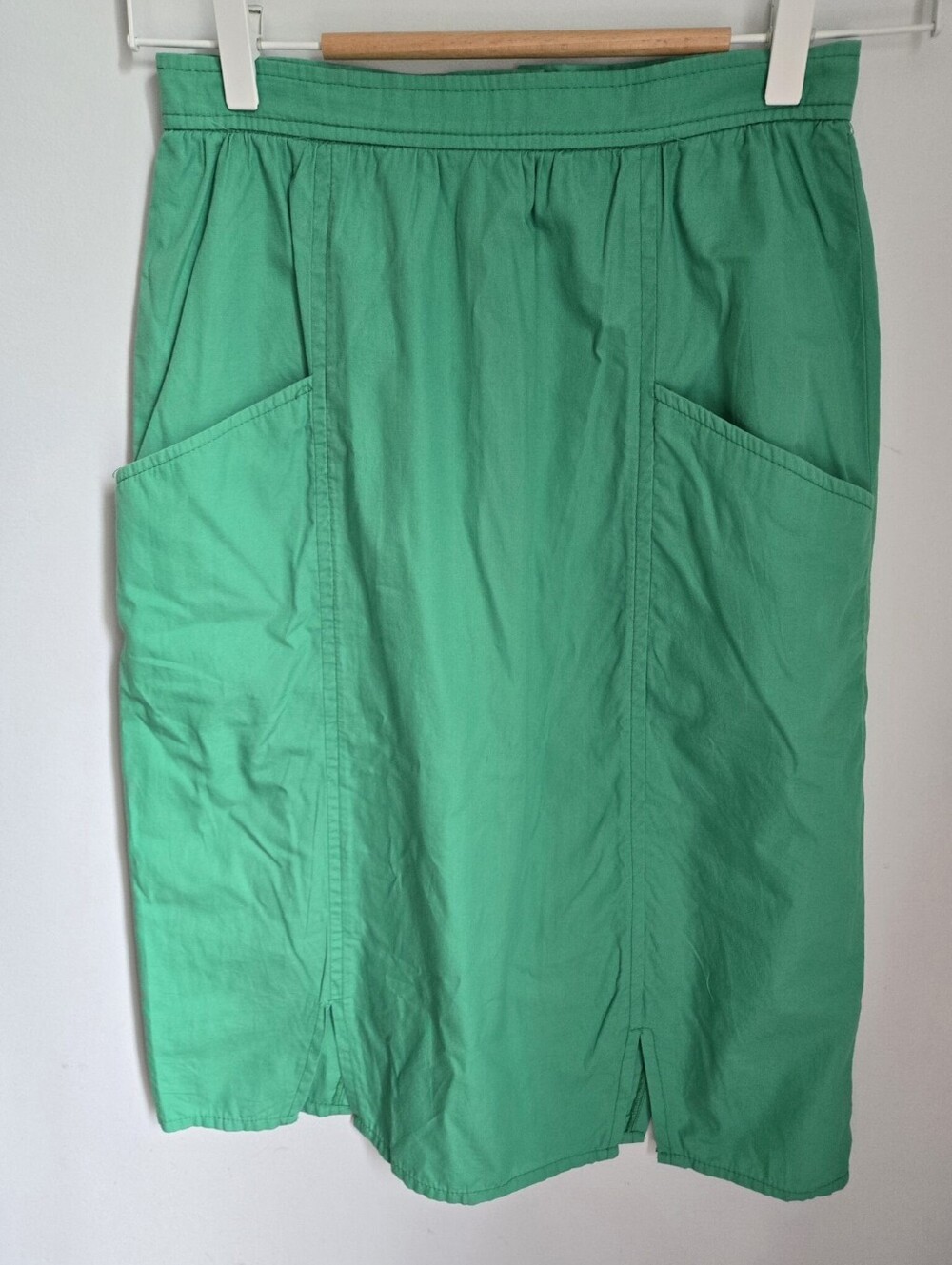 Vintage PETITES By PERRÉ Green Lightweight Cotton Midi Skirt with Front Pockets